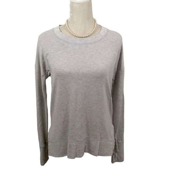 Athleta Tops - Athleta Womens XS Long Sleeve Top Pullover Light Gray Thumb Holes Crew Neck